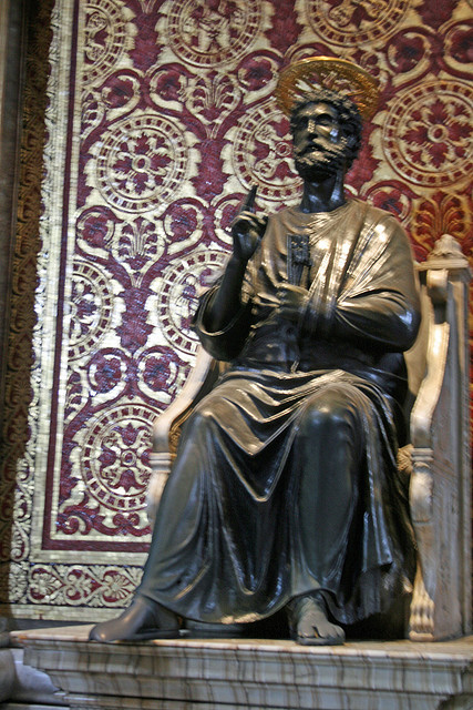 S_St Peter bronze statue Rome